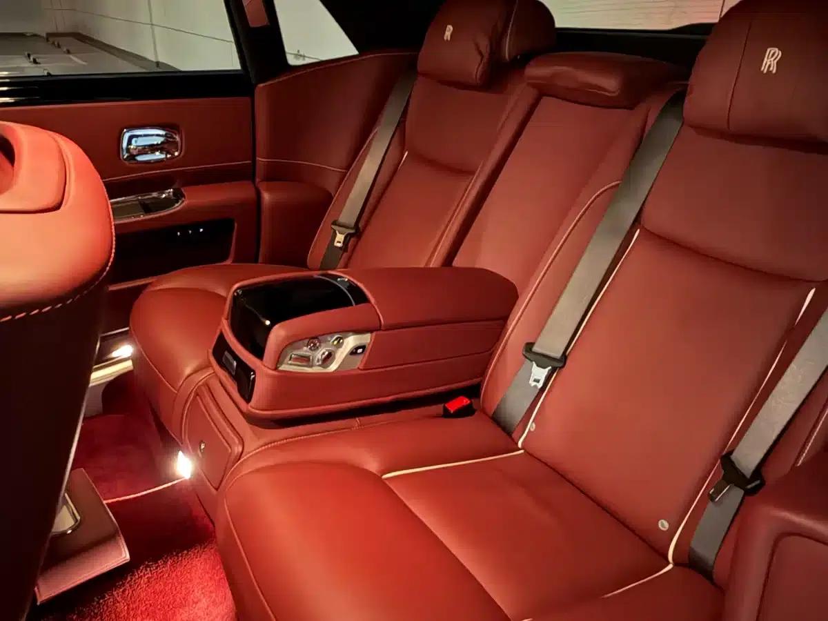 2018 Ghost 6.6T Standard Wheelbase — миниатюра 11
