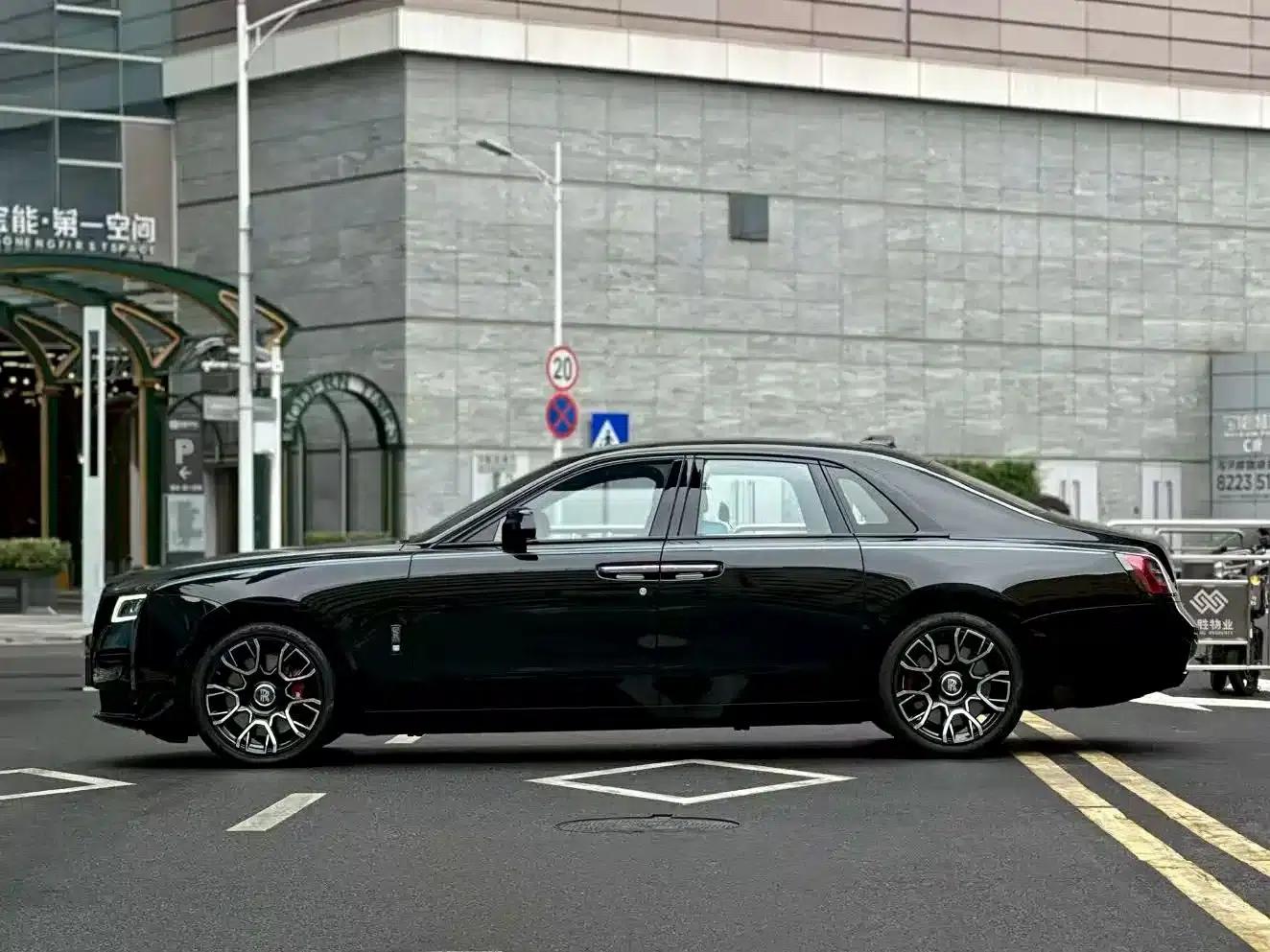 2022 Ghost 6.7T Black Badge — миниатюра 3