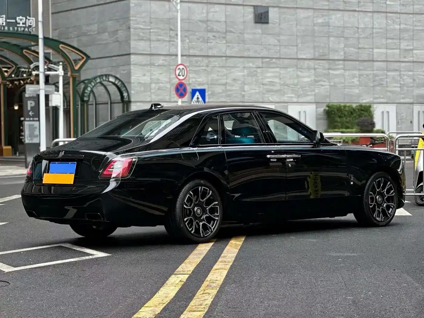 2022 Ghost 6.7T Black Badge — миниатюра 8