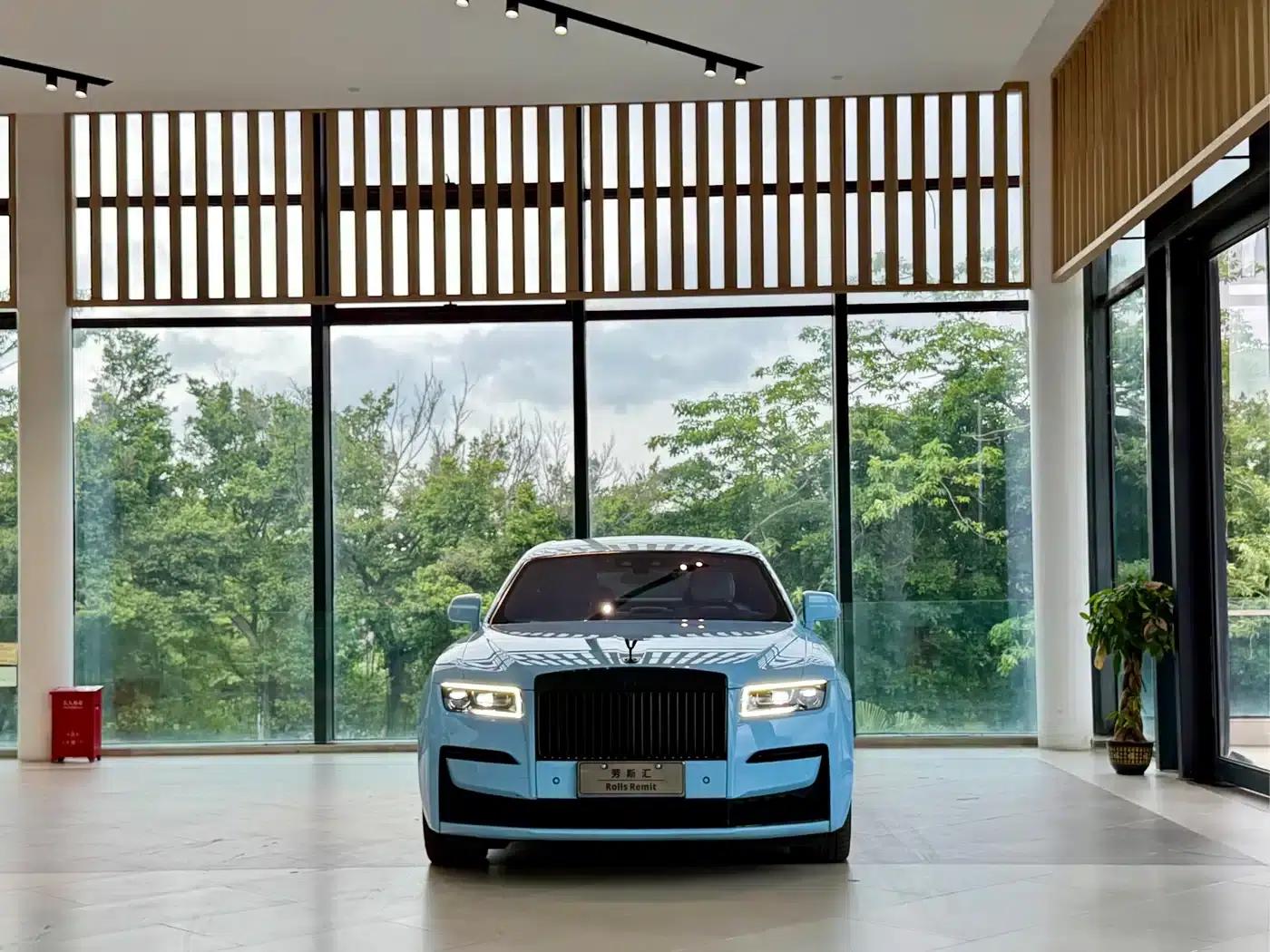 2021 Ghost 6.7T Long Wheelbase — миниатюра 2