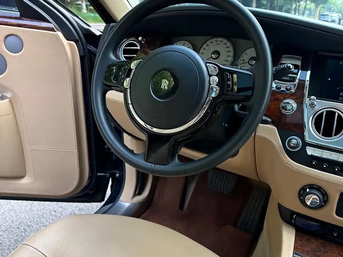 2010 Ghost 6.6T Standard Edition — миниатюра 11