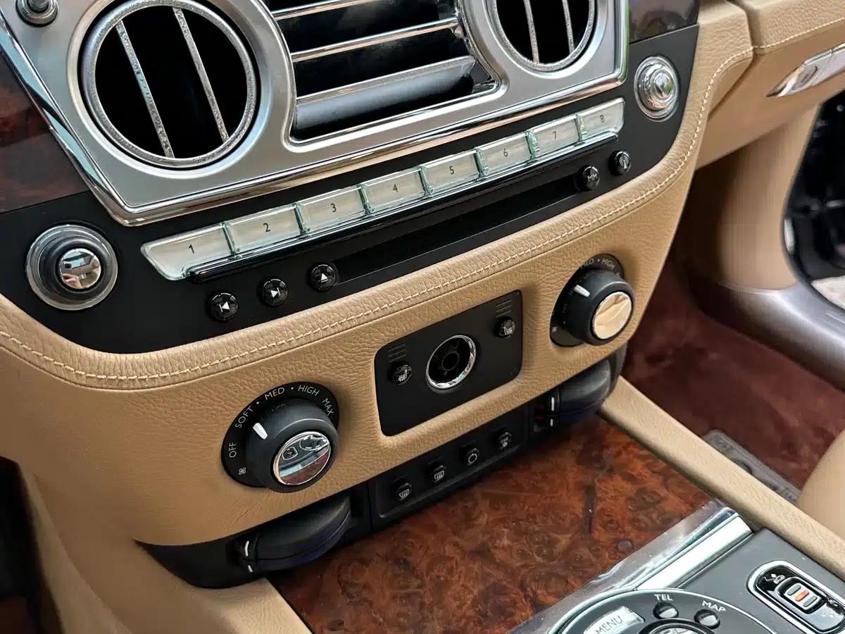 2010 Ghost 6.6T Standard Edition — миниатюра 14