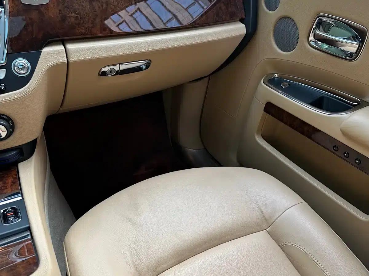 2010 Ghost 6.6T Standard Edition — миниатюра 10