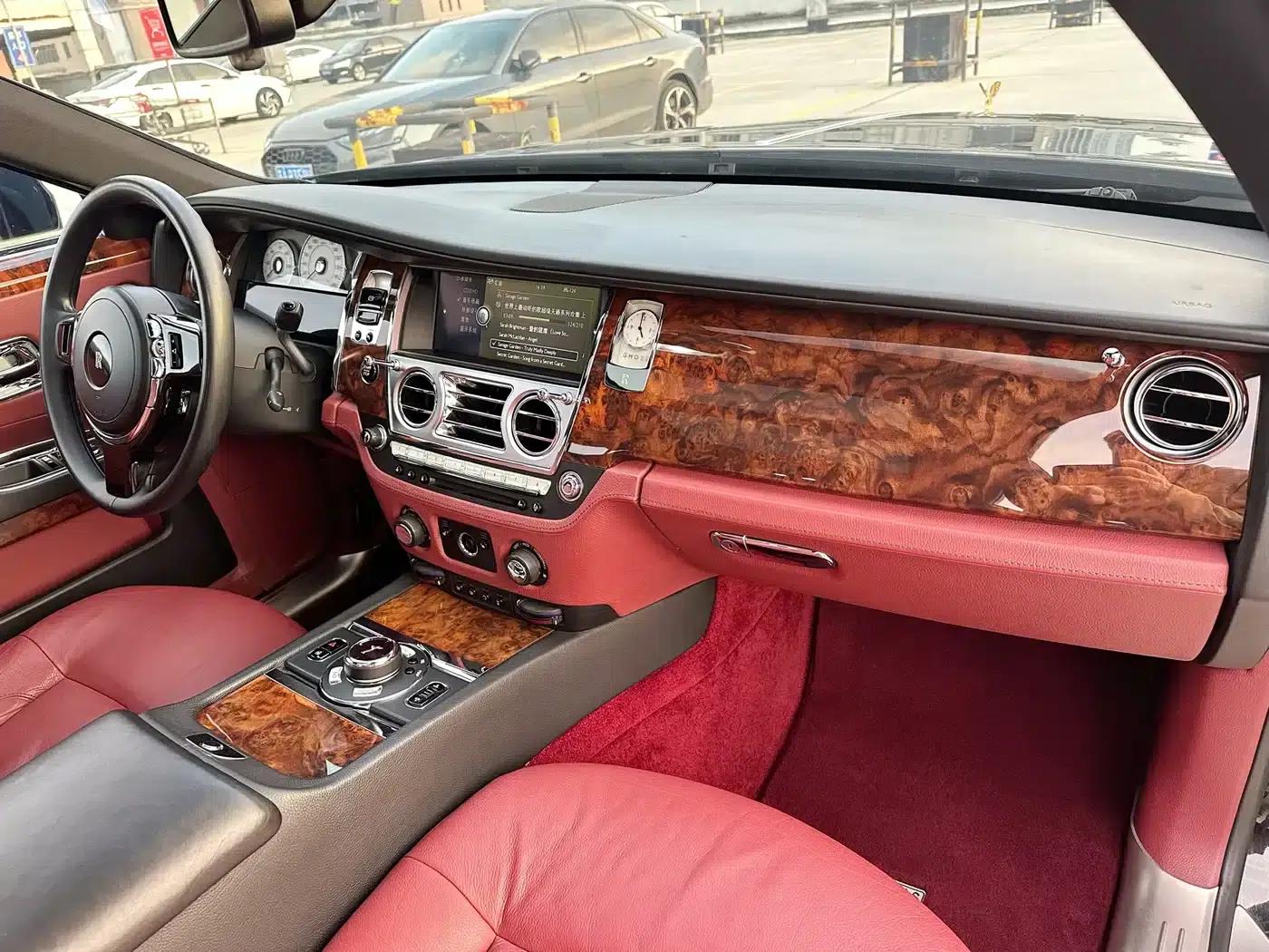 2010 Ghost 6.6T Standard Edition — миниатюра 4