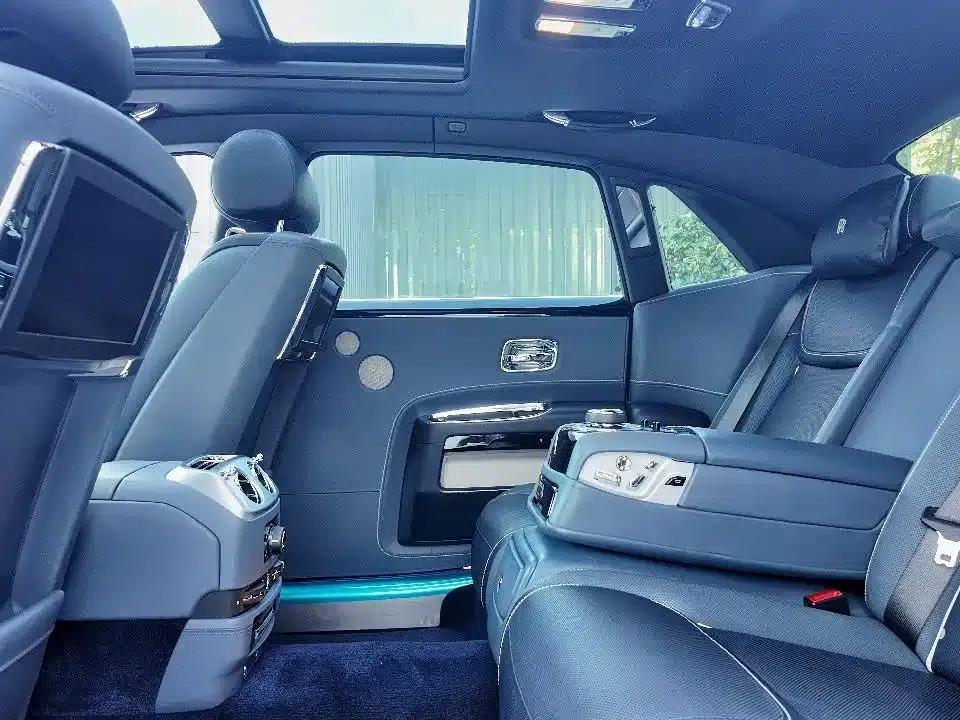 2018 Ghost 6.6T Long Wheelbase — миниатюра 15