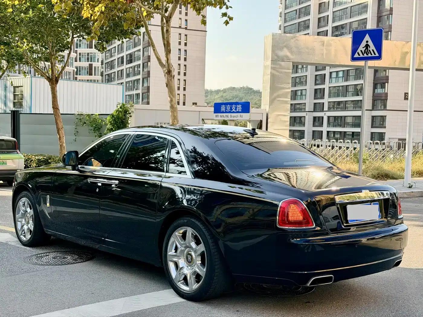 2010 Ghost 6.6T Standard Edition — миниатюра 4