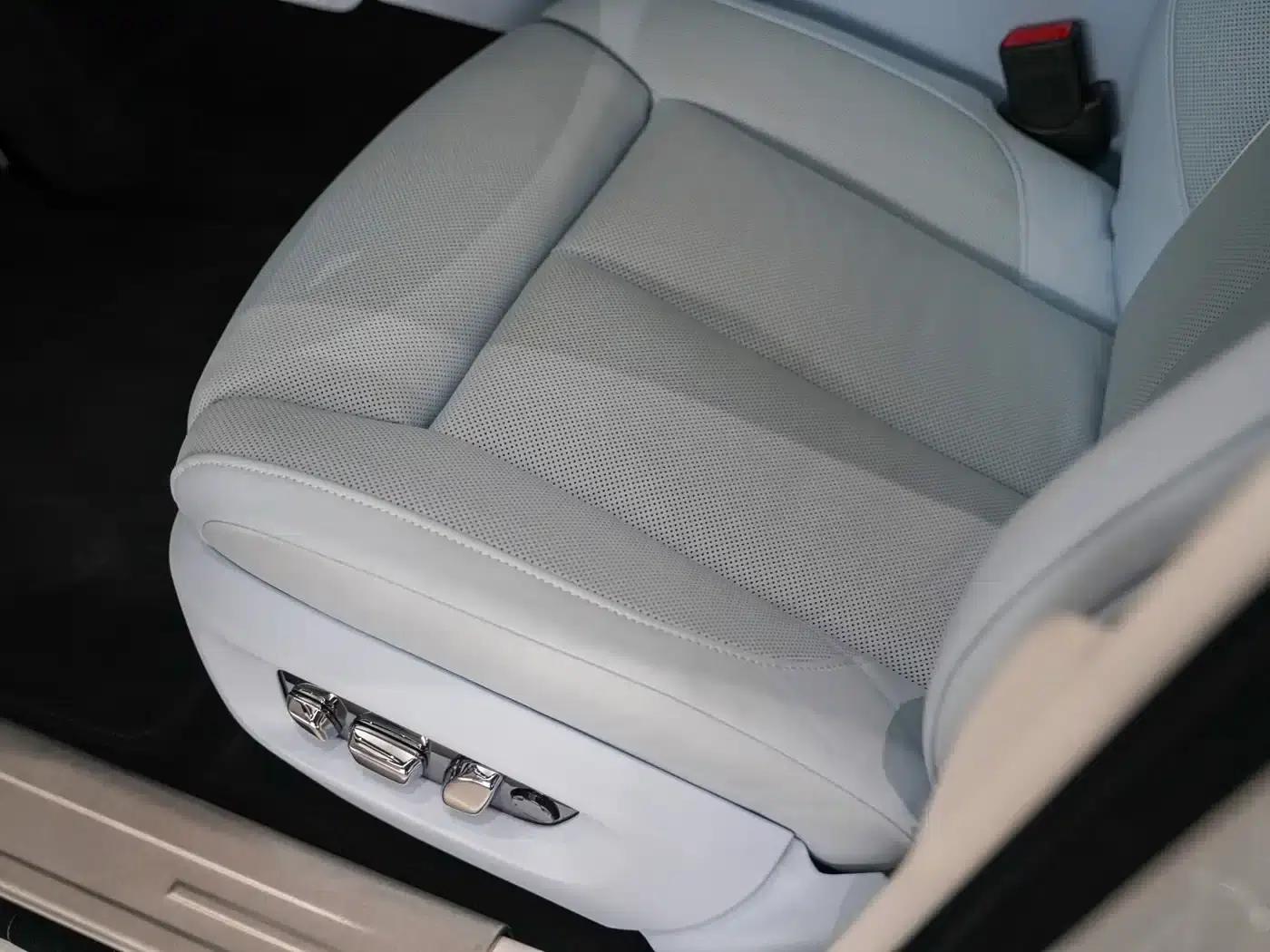 2024 Ghost 6.7T Long Wheelbase — миниатюра 17