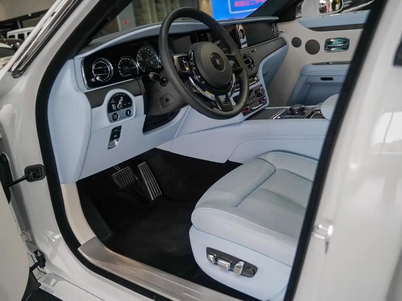 2024 Ghost 6.7T Long Wheelbase — миниатюра 18