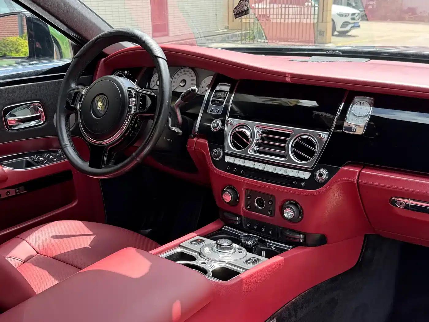 2010 Ghost 6.6T Standard Edition — миниатюра 10