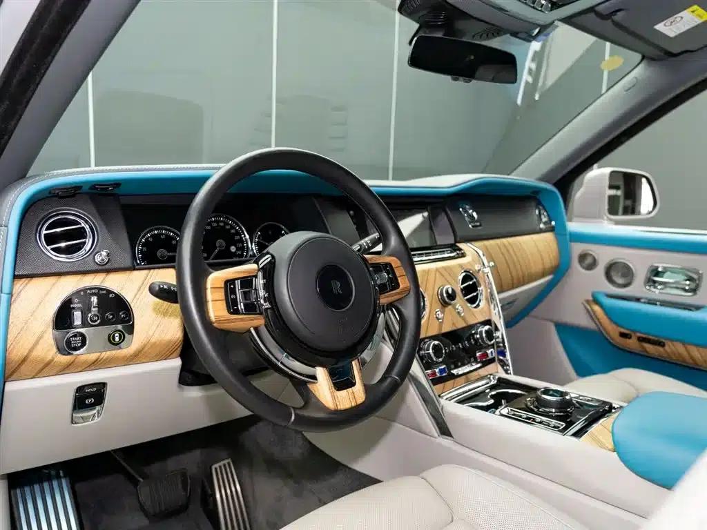 2018 Cullinan, four-seater version — миниатюра 11
