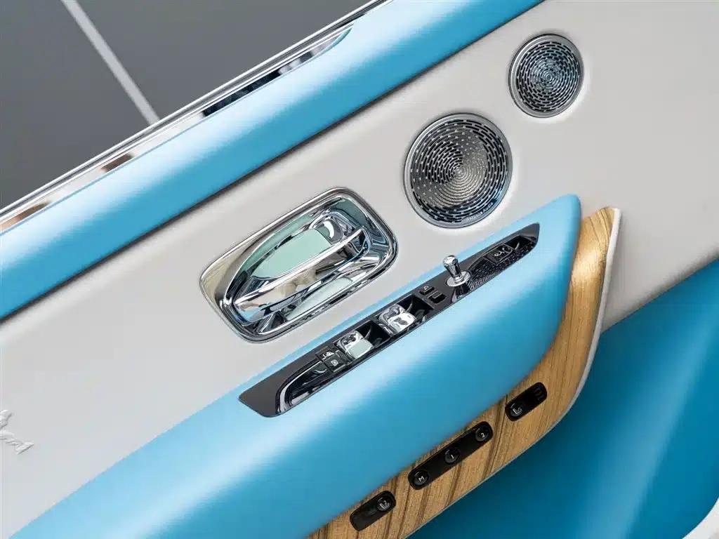 2018 Cullinan, four-seater version — миниатюра 9