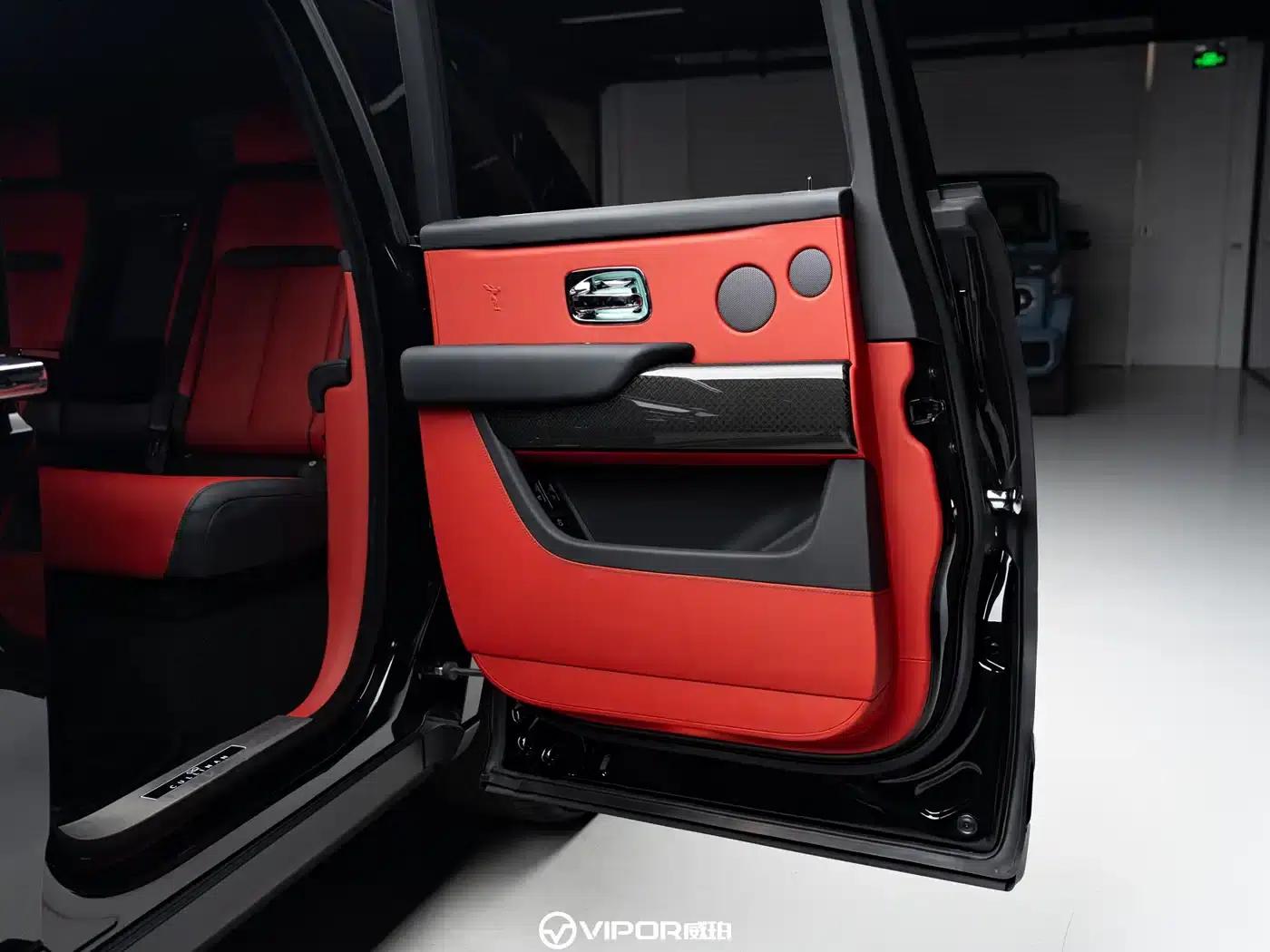 2020 Cullinan Black Badge — миниатюра 9