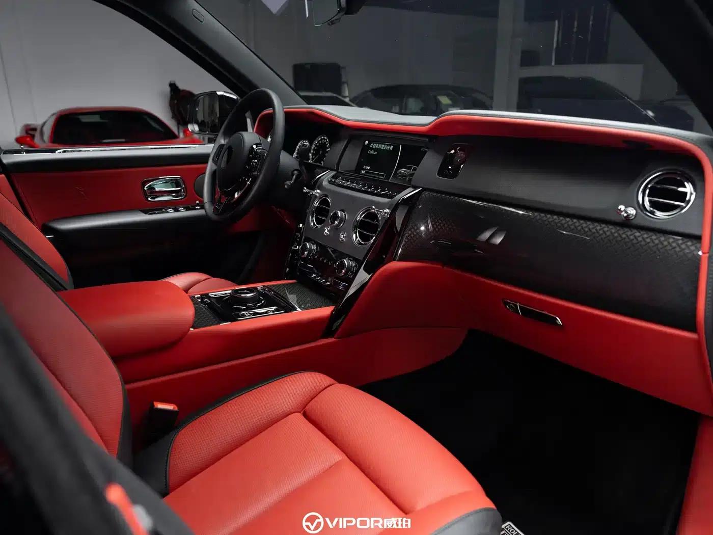 2020 Cullinan Black Badge — миниатюра 10