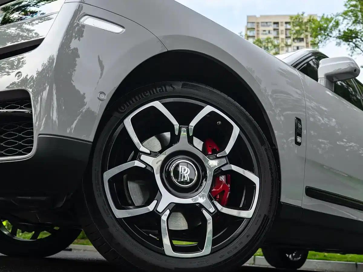 2020 Cullinan Black Badge — миниатюра 4