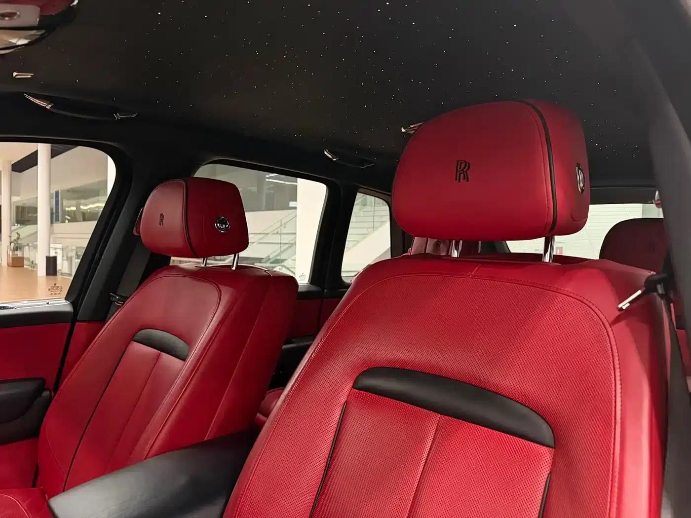 2024 Cullinan, four-seater version — миниатюра 7