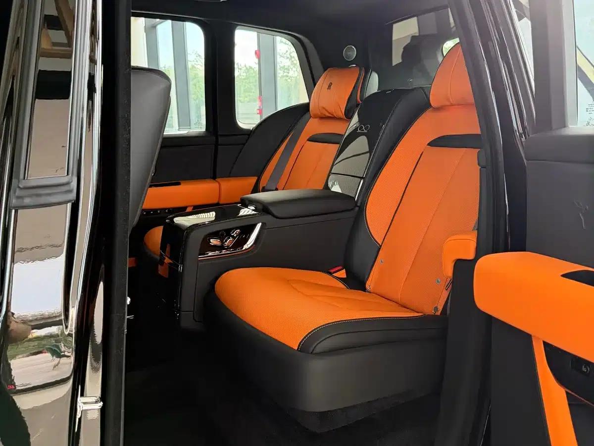 2024 Cullinan Black Badge — миниатюра 7