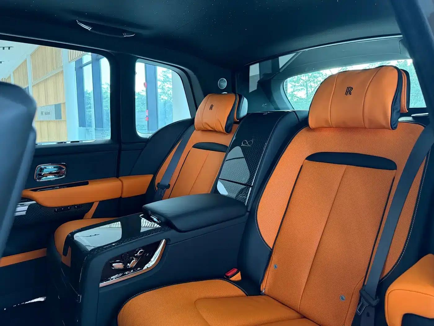 2024 Cullinan Black Badge — миниатюра 8