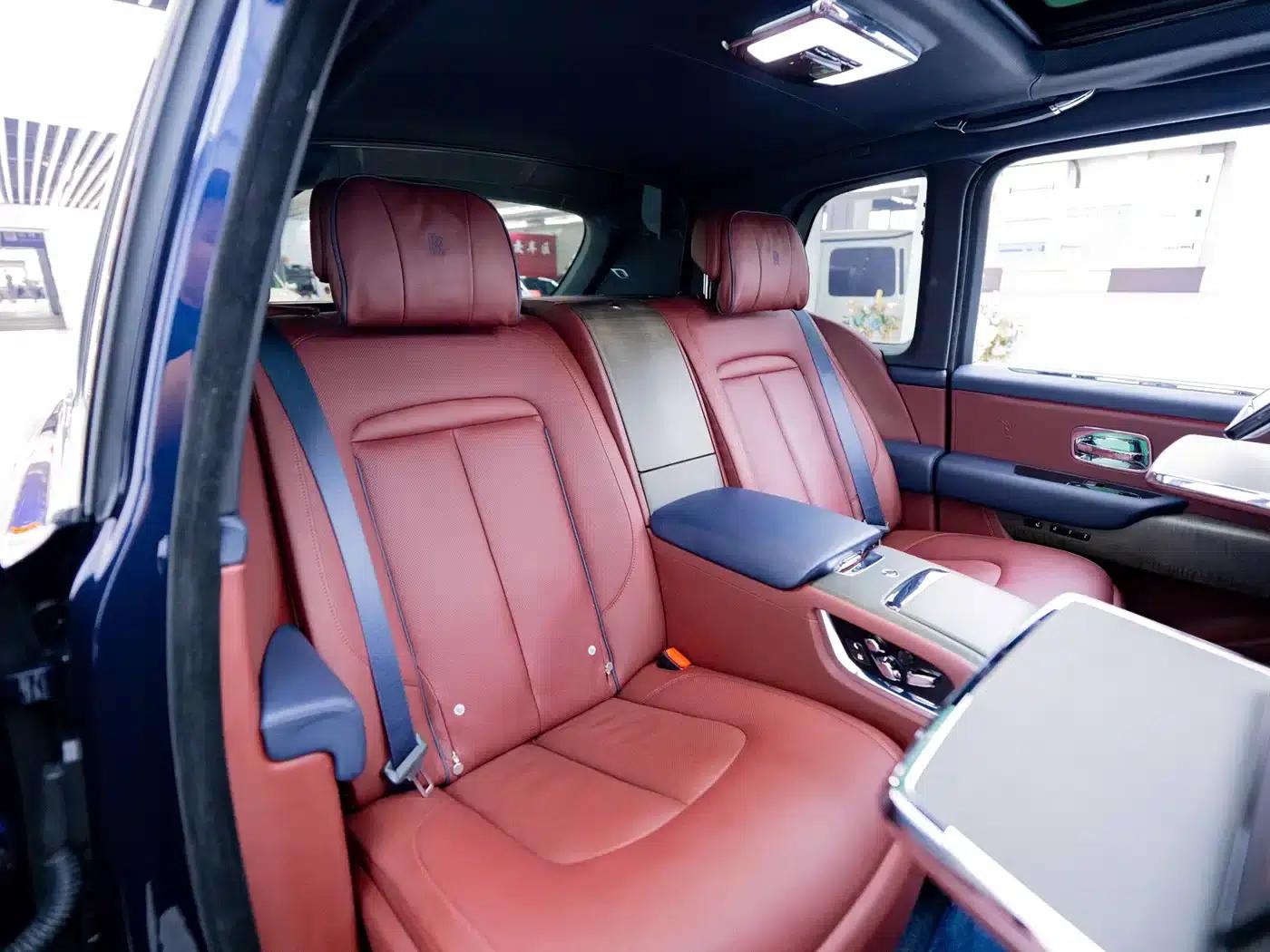 2018 Cullinan, four-seater version — миниатюра 9