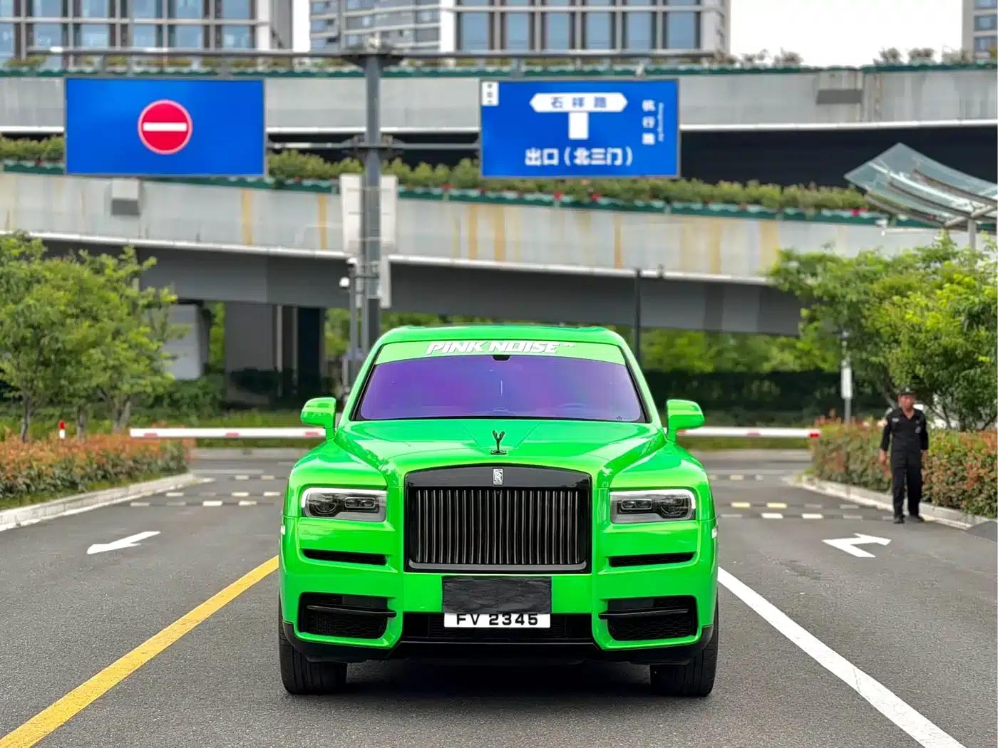 2018 Cullinan, four-seater version — миниатюра 1
