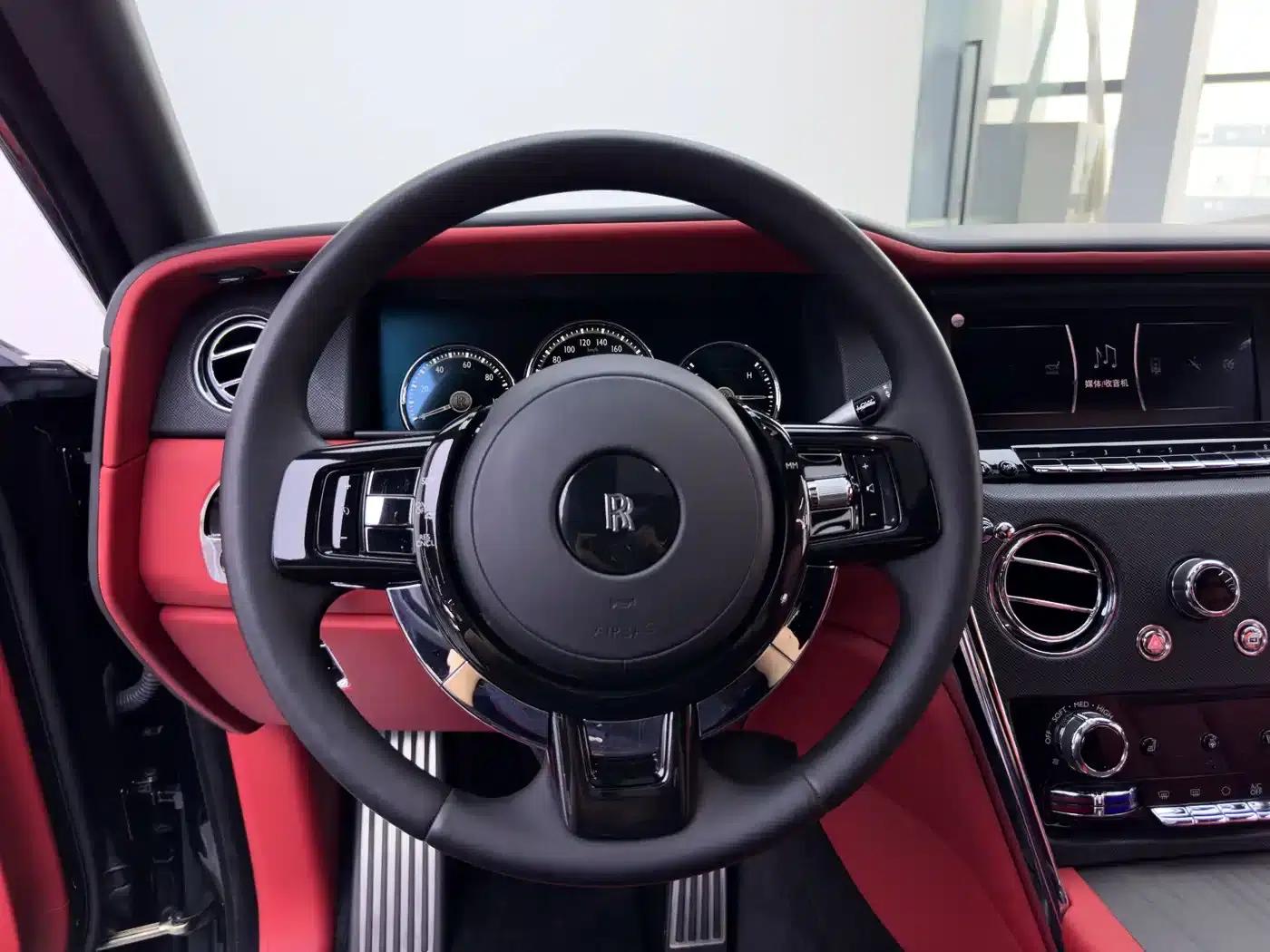 2018 Cullinan 5-seater — миниатюра 20