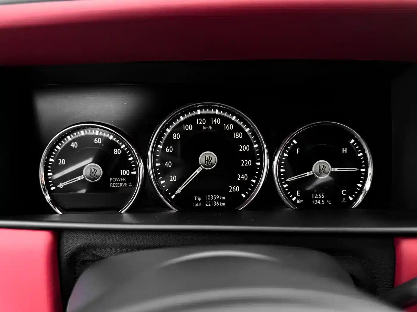 2018 Cullinan 5-seater — миниатюра 21