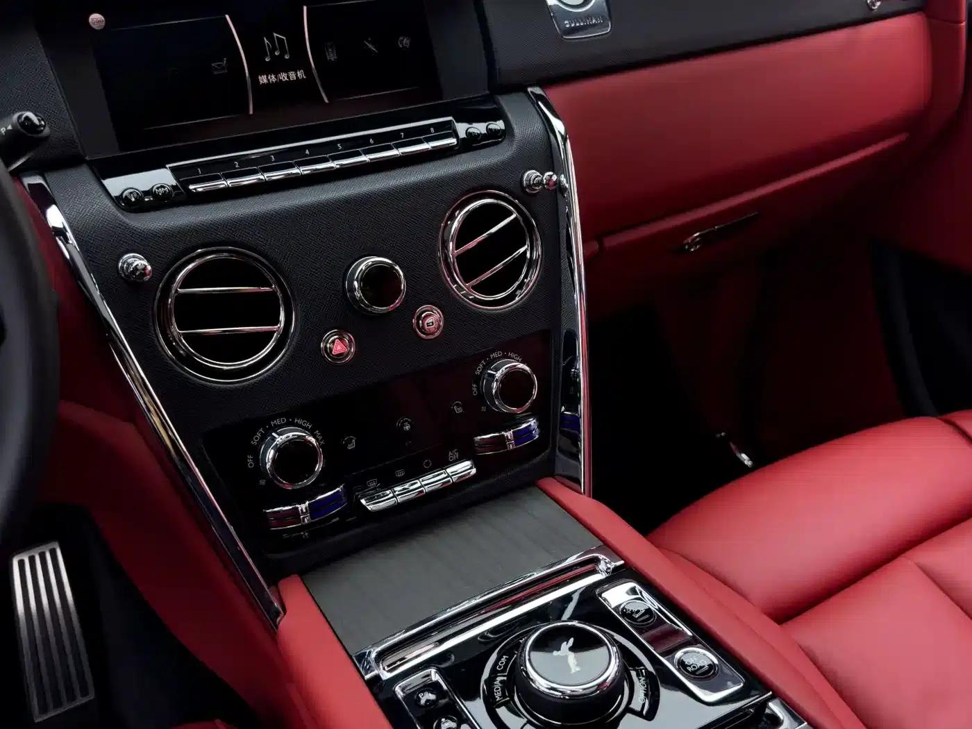 2018 Cullinan 5-seater — миниатюра 23