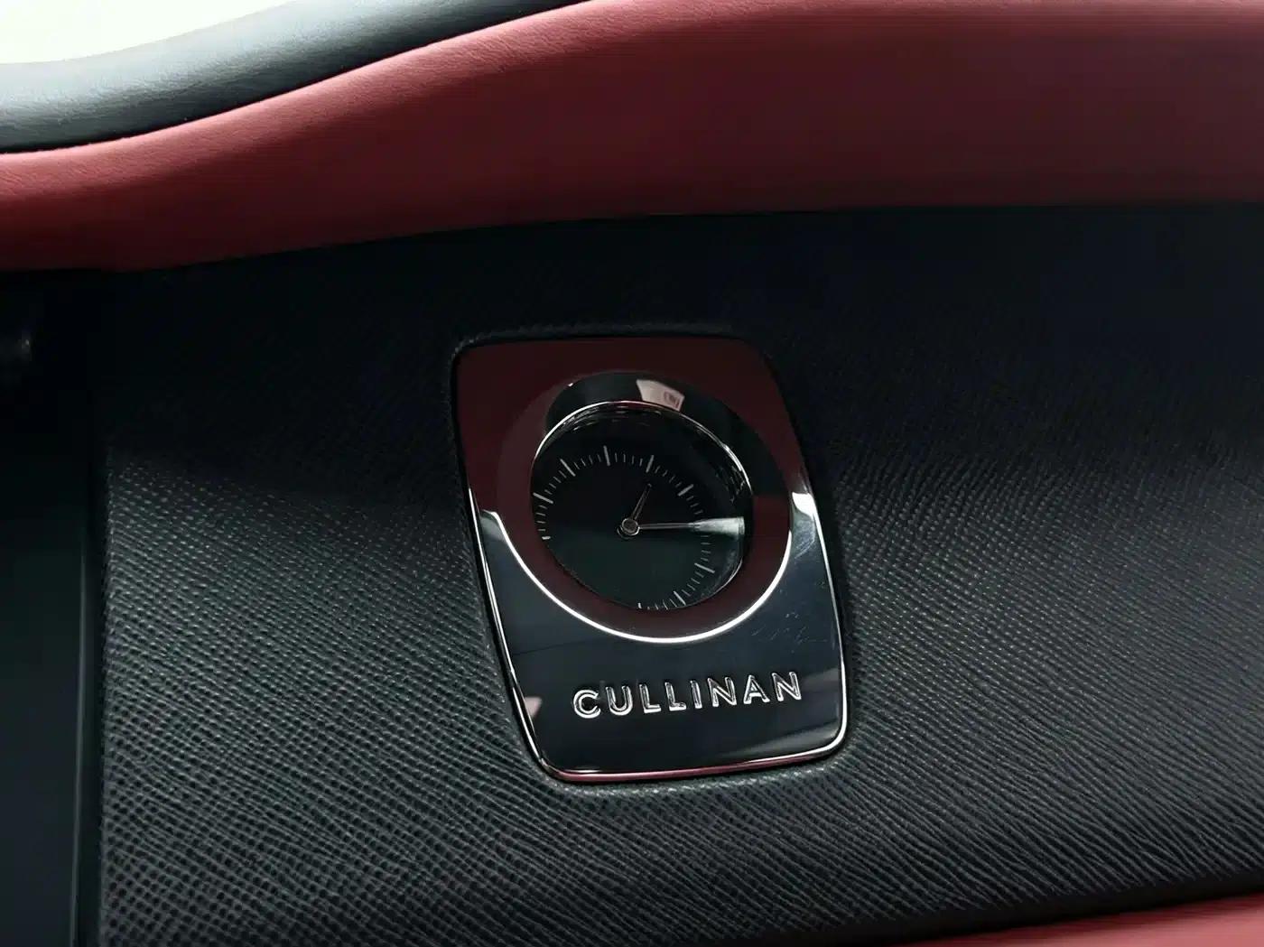 2018 Cullinan 5-seater — миниатюра 37