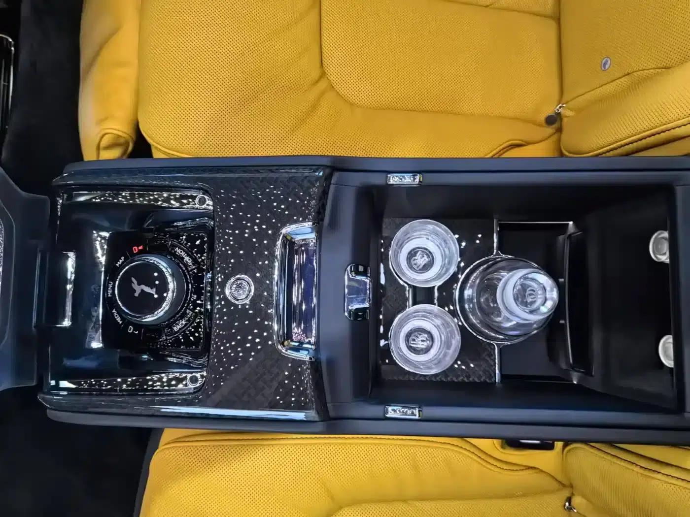 2024 Cullinan Black Badge — миниатюра 10