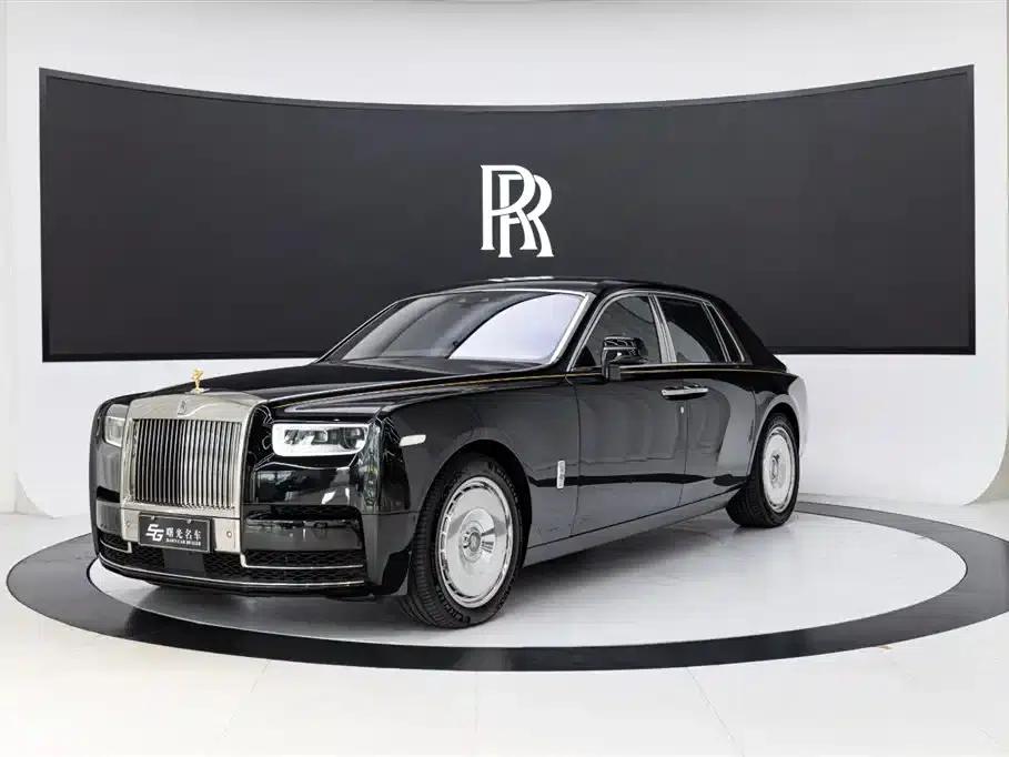 2018 Phantom 6.7T Standard Wheelbase — миниатюра 1