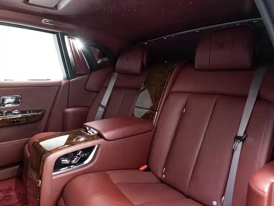 2018 Phantom 6.7T Standard Wheelbase — миниатюра 11