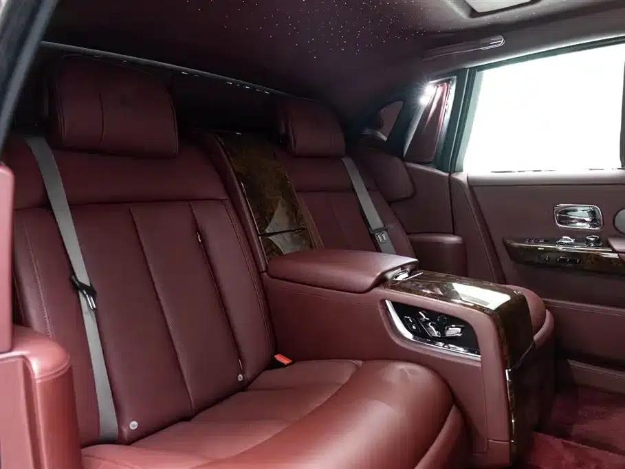 2018 Phantom 6.7T Standard Wheelbase — миниатюра 14