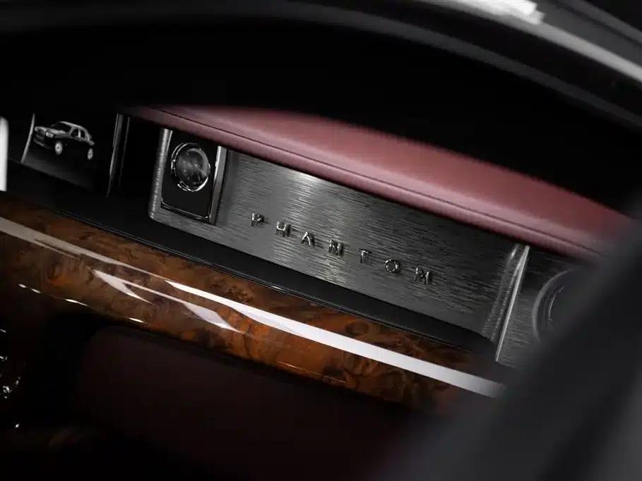 2018 Phantom 6.7T Standard Wheelbase — миниатюра 20