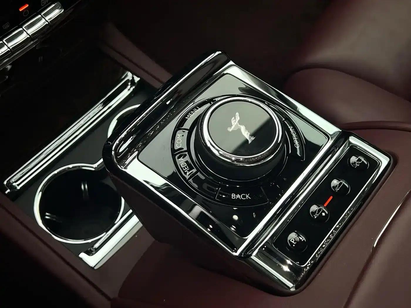 2018 Phantom 6.7T Long Wheelbase — миниатюра 21