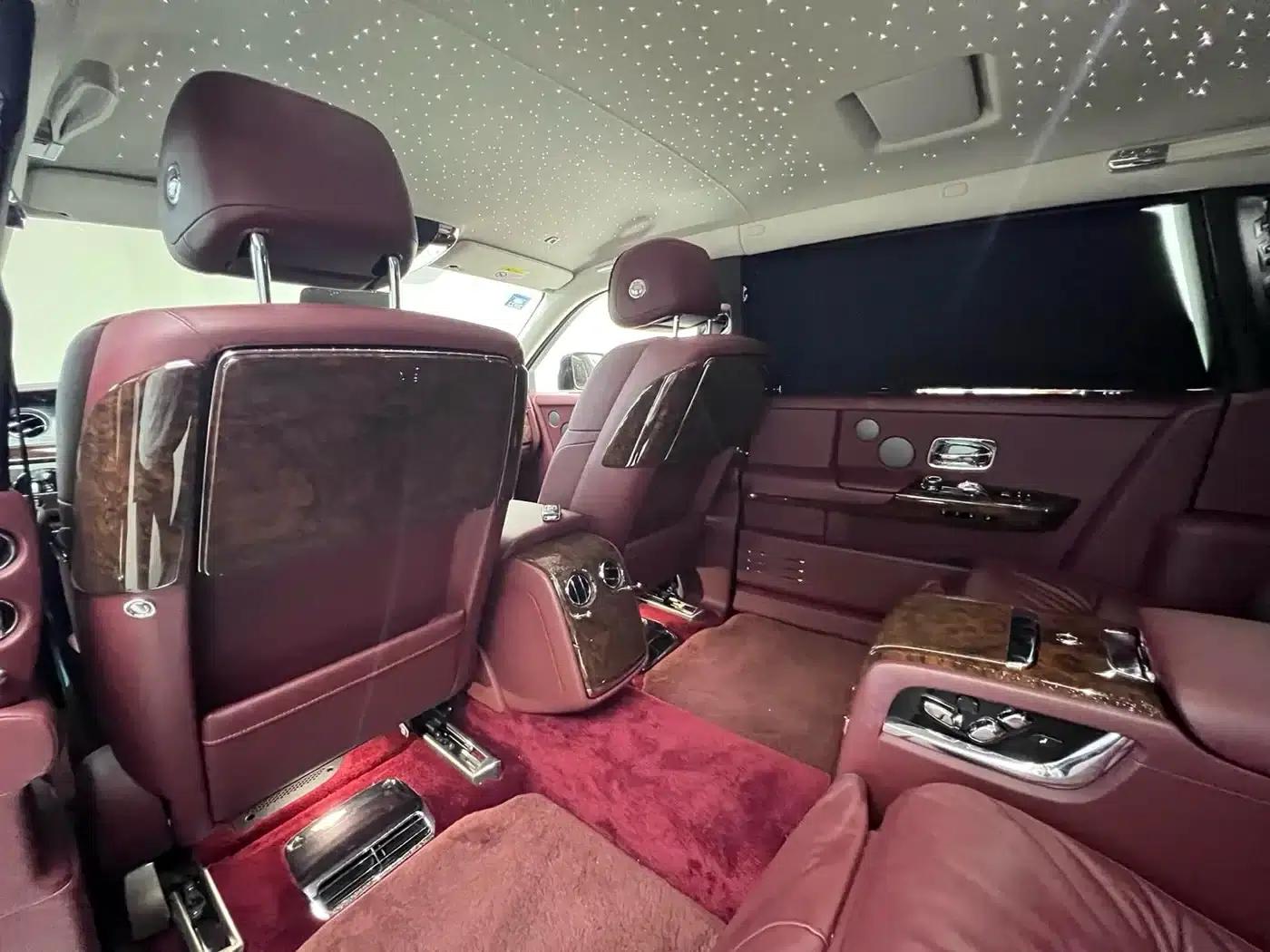2018 Phantom 6.7T Long Wheelbase — миниатюра 24