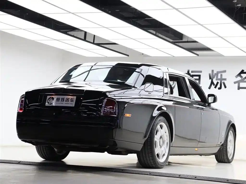 2011 Phantom 6.7 Extended Wheelbase — миниатюра 18