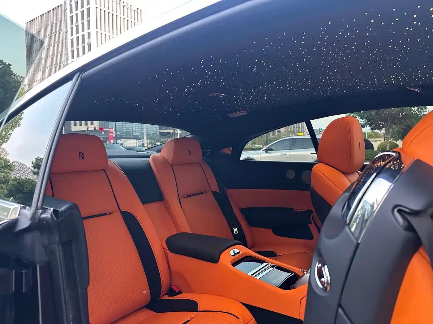 2017 Phantom 6.6T Black Badge Edition — миниатюра 9
