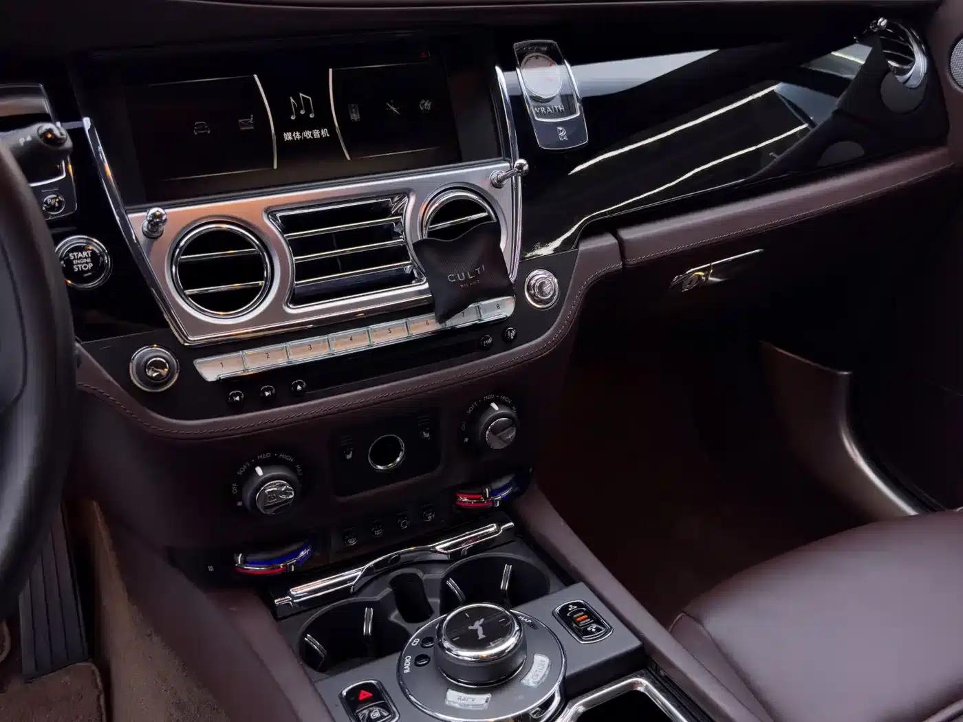 2017 Phantom 6.6T Standard Edition — миниатюра 16