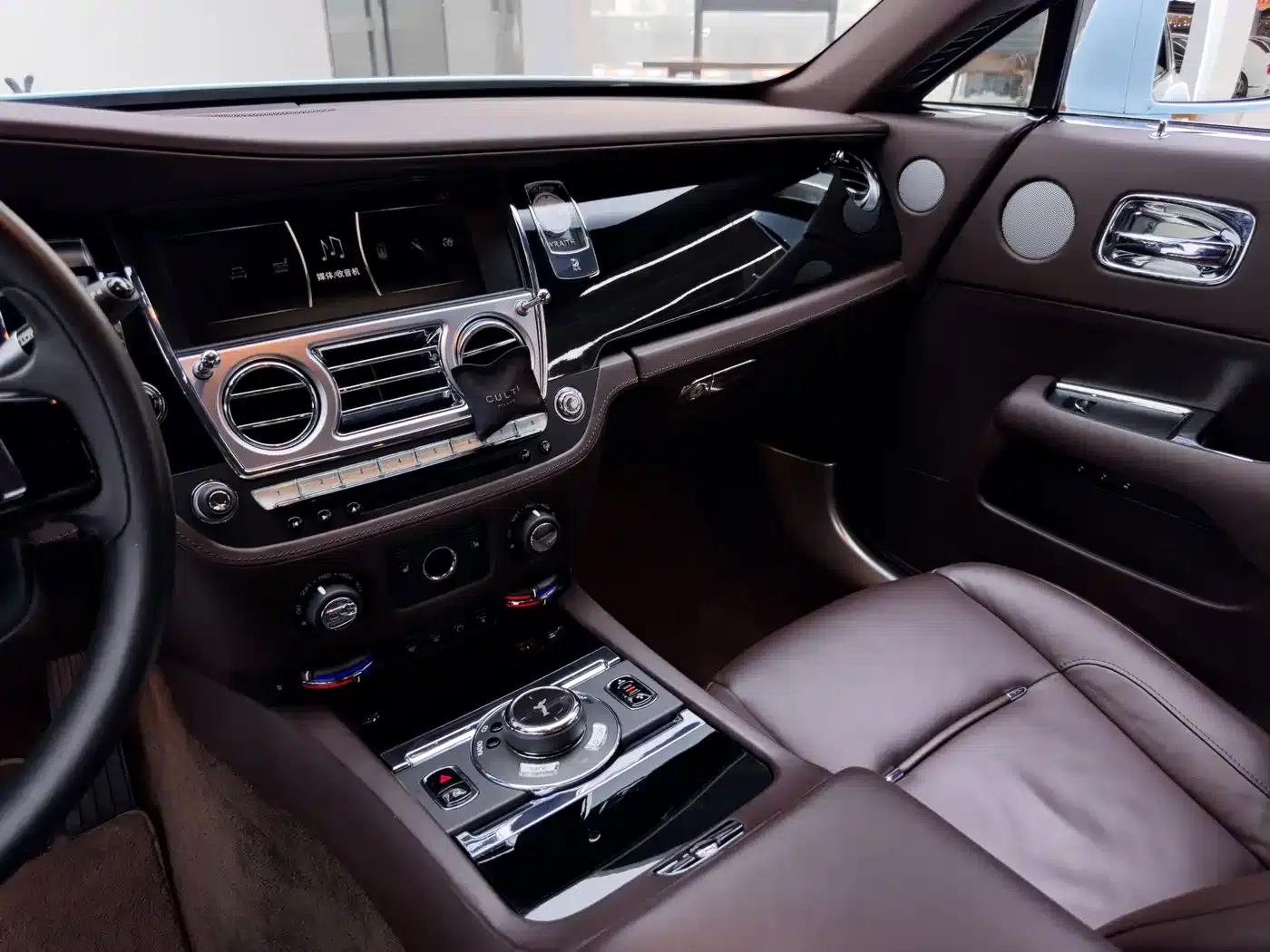 2017 Phantom 6.6T Standard Edition — миниатюра 19