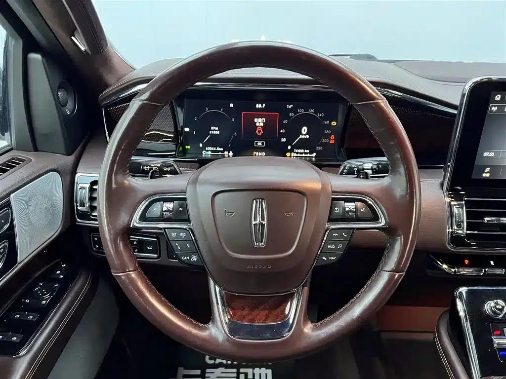 Navigator 2020 3.5T Presidential Series — миниатюра 15