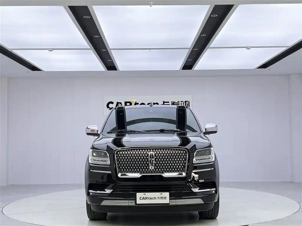 Navigator 2020 3.5T Presidential Series — миниатюра 3
