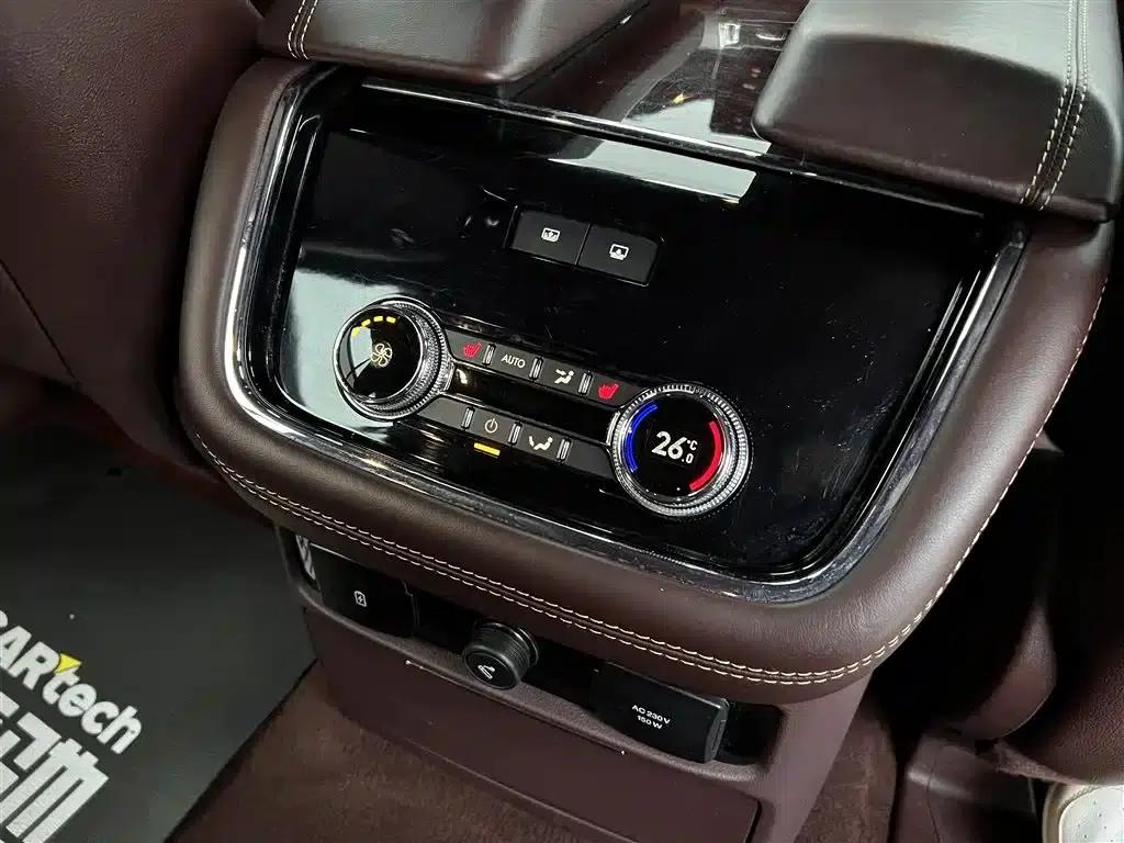 Navigator 2020 3.5T Presidential Series — миниатюра 24