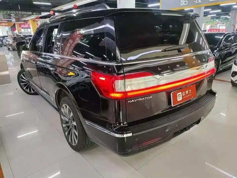 Navigator 2018 3.5T Premium Edition (National V Emission Standard) — миниатюра 2