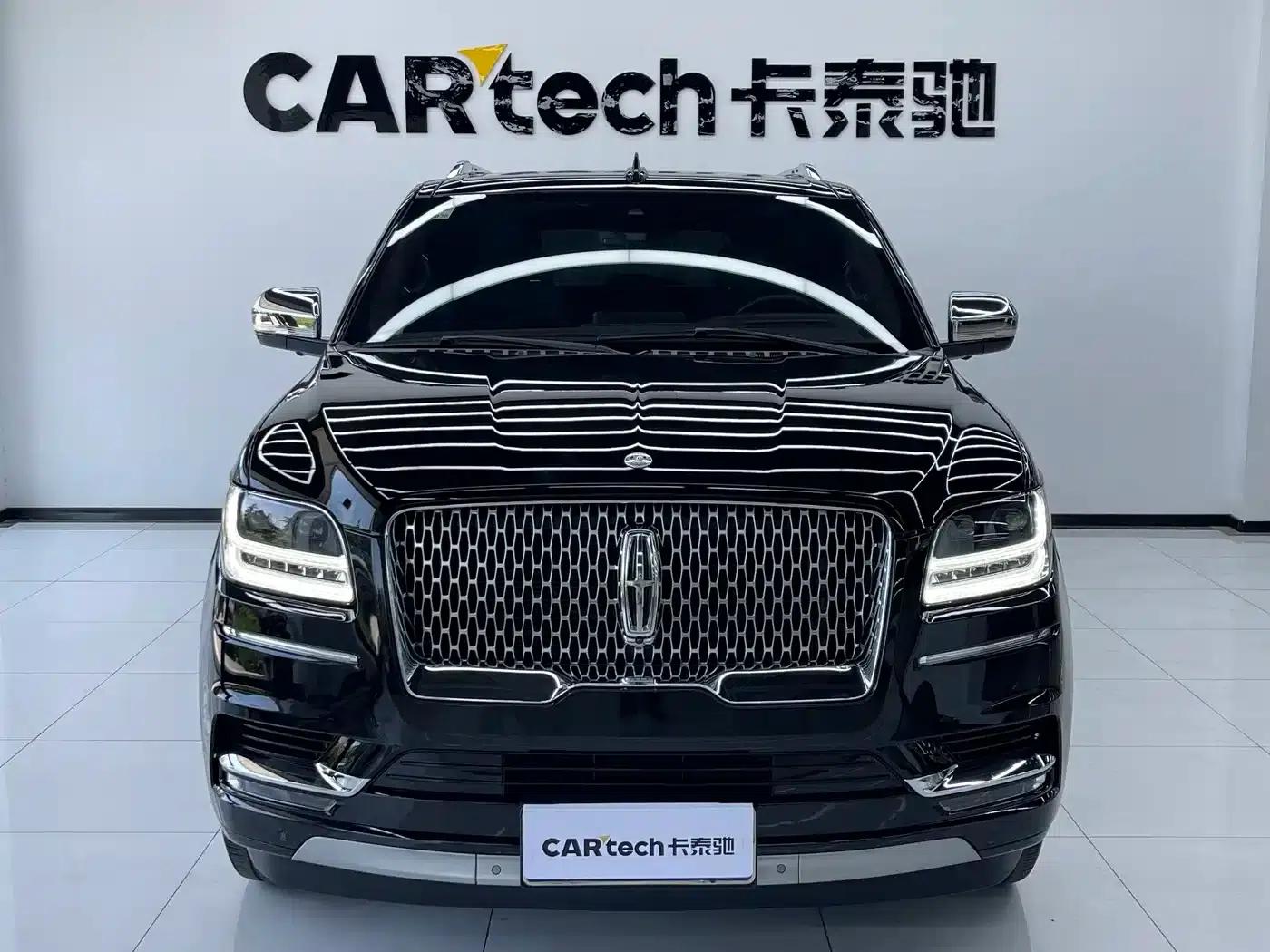 Navigator 2020 3.5T Long Wheelbase Presidential Edition — миниатюра 2
