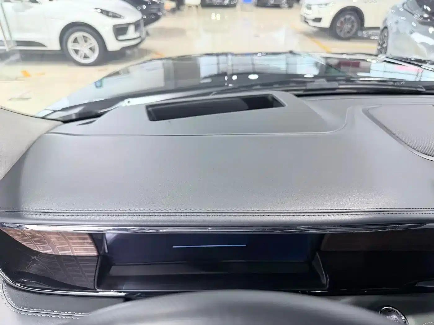 Navigator 2022 3.5T Long Wheelbase Presidential Edition — миниатюра 19