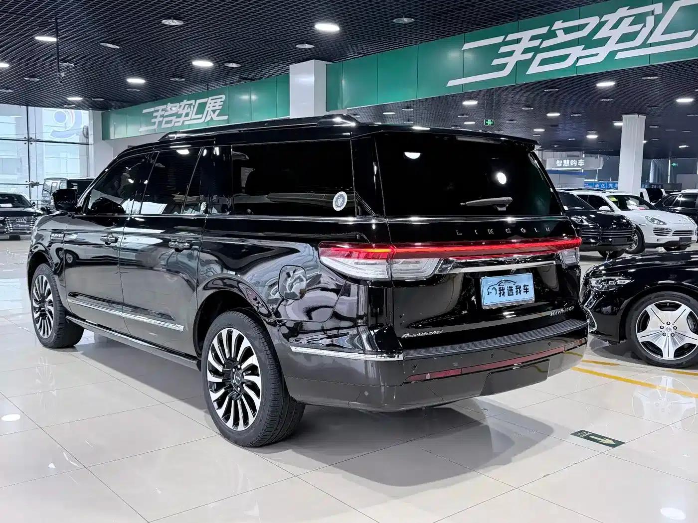 Navigator 2022 3.5T Long Wheelbase Presidential Edition — миниатюра 23