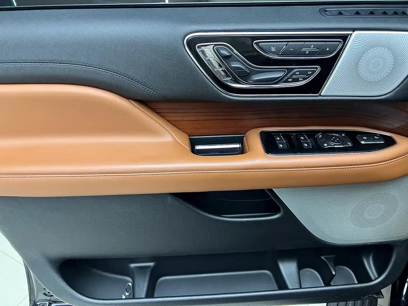 Navigator 2020 3.5T Premium Edition — миниатюра 8