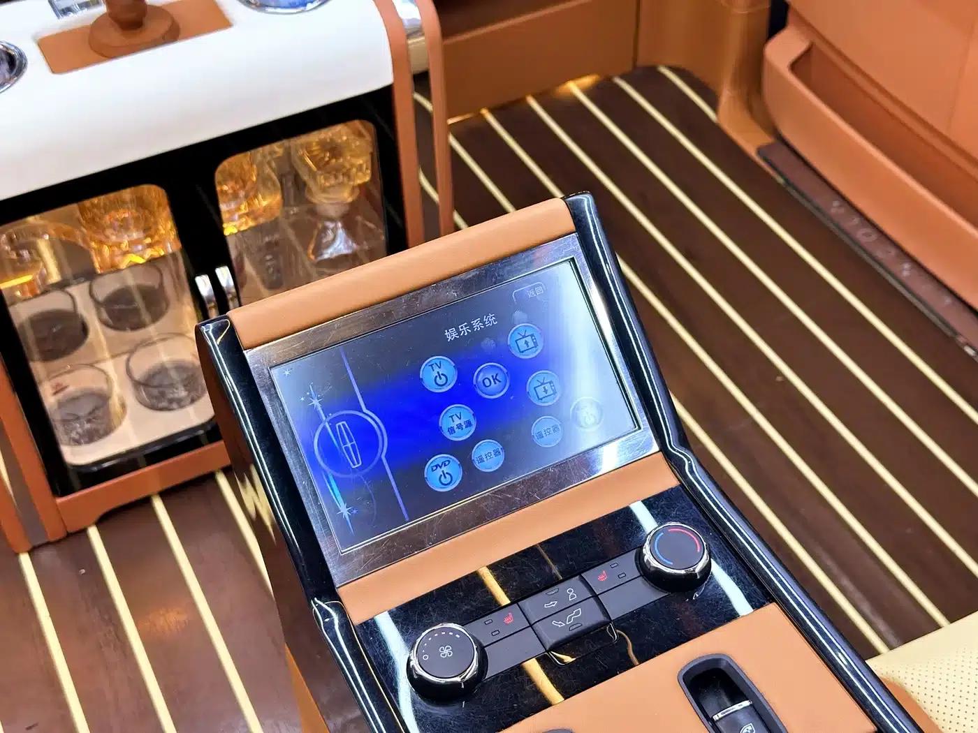 Navigator 2015 3.5T Automatic — миниатюра 16