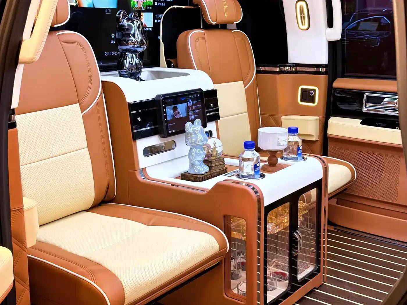 Navigator 2015 3.5T Automatic — миниатюра 17