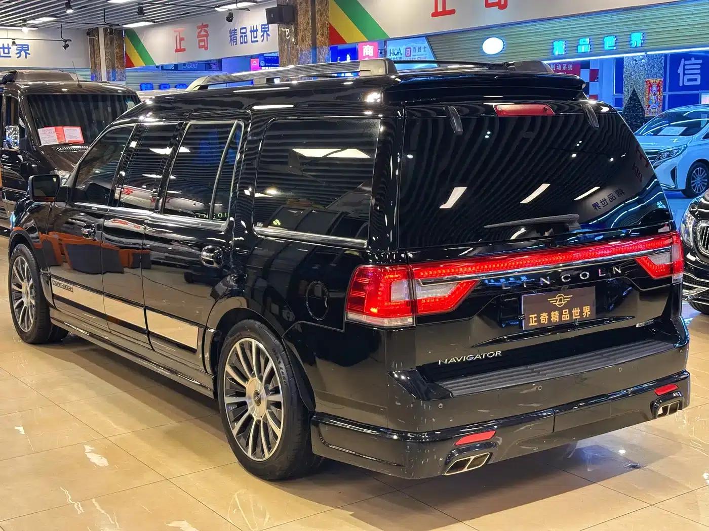 Navigator 2015 3.5T Automatic — миниатюра 5