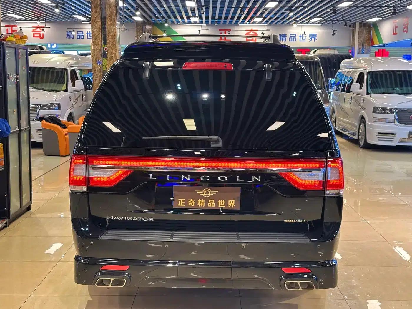 Navigator 2015 3.5T Automatic — миниатюра 6